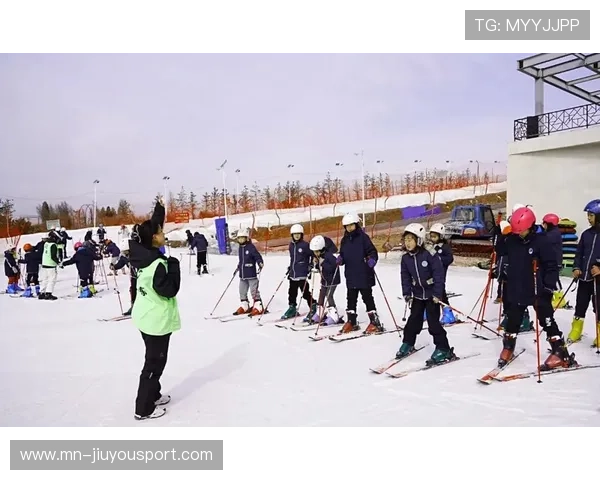 冰雪运动学院开展少儿滑雪教学的师资认证与示范基地建设,冰雪运动职业技术学院在哪里成立